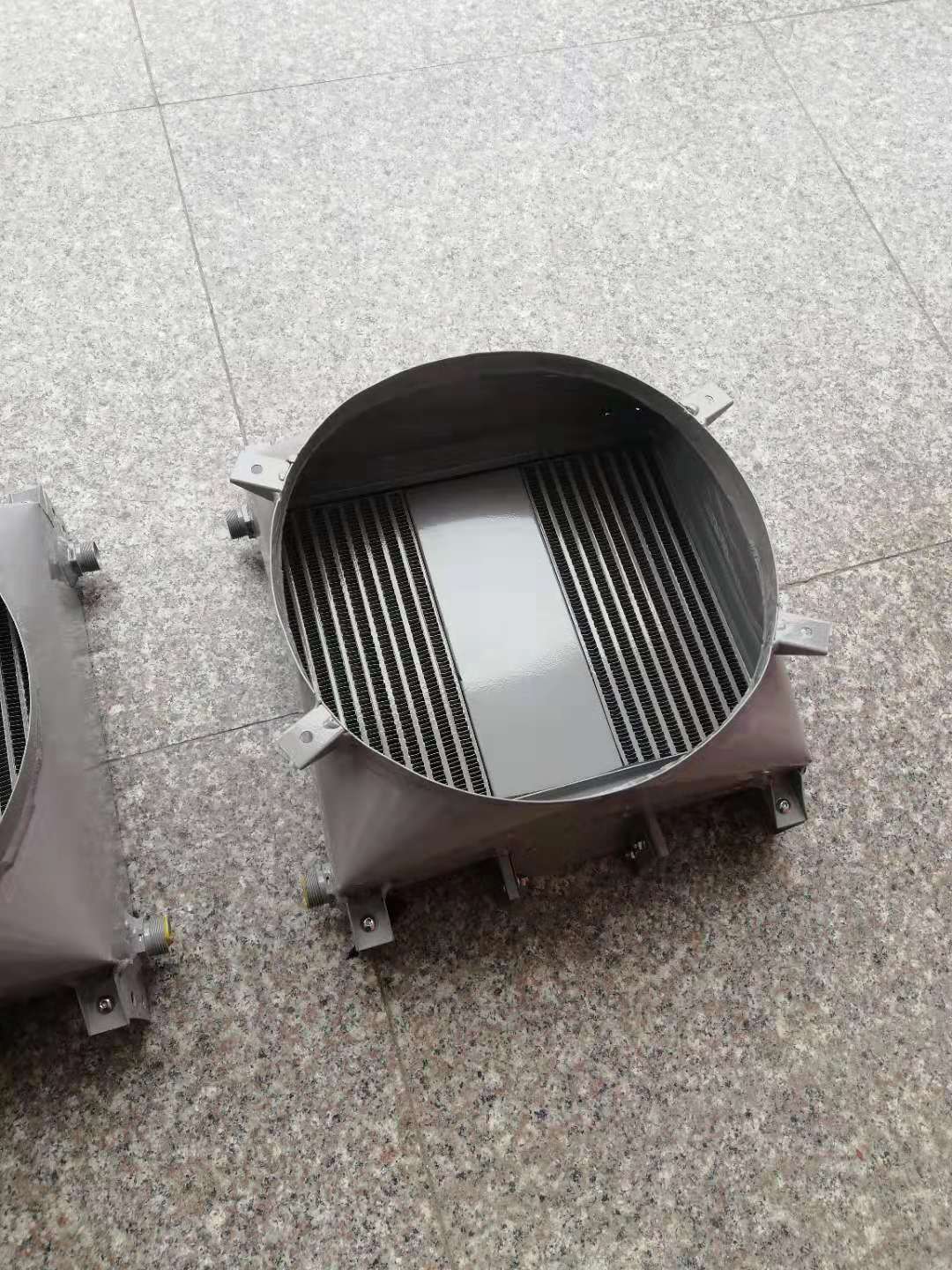 空气-滑油散热器