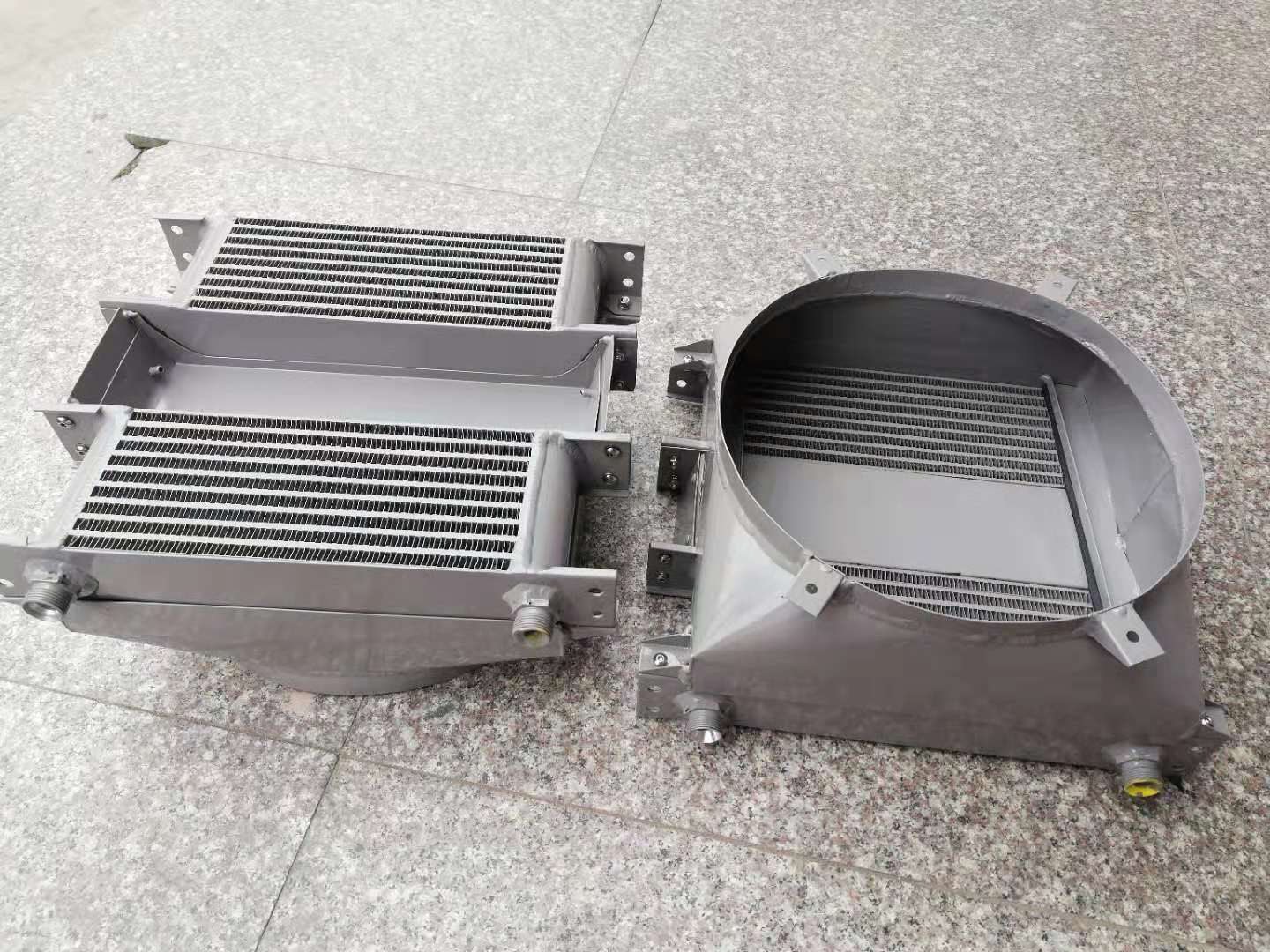 空气-滑油散热器
